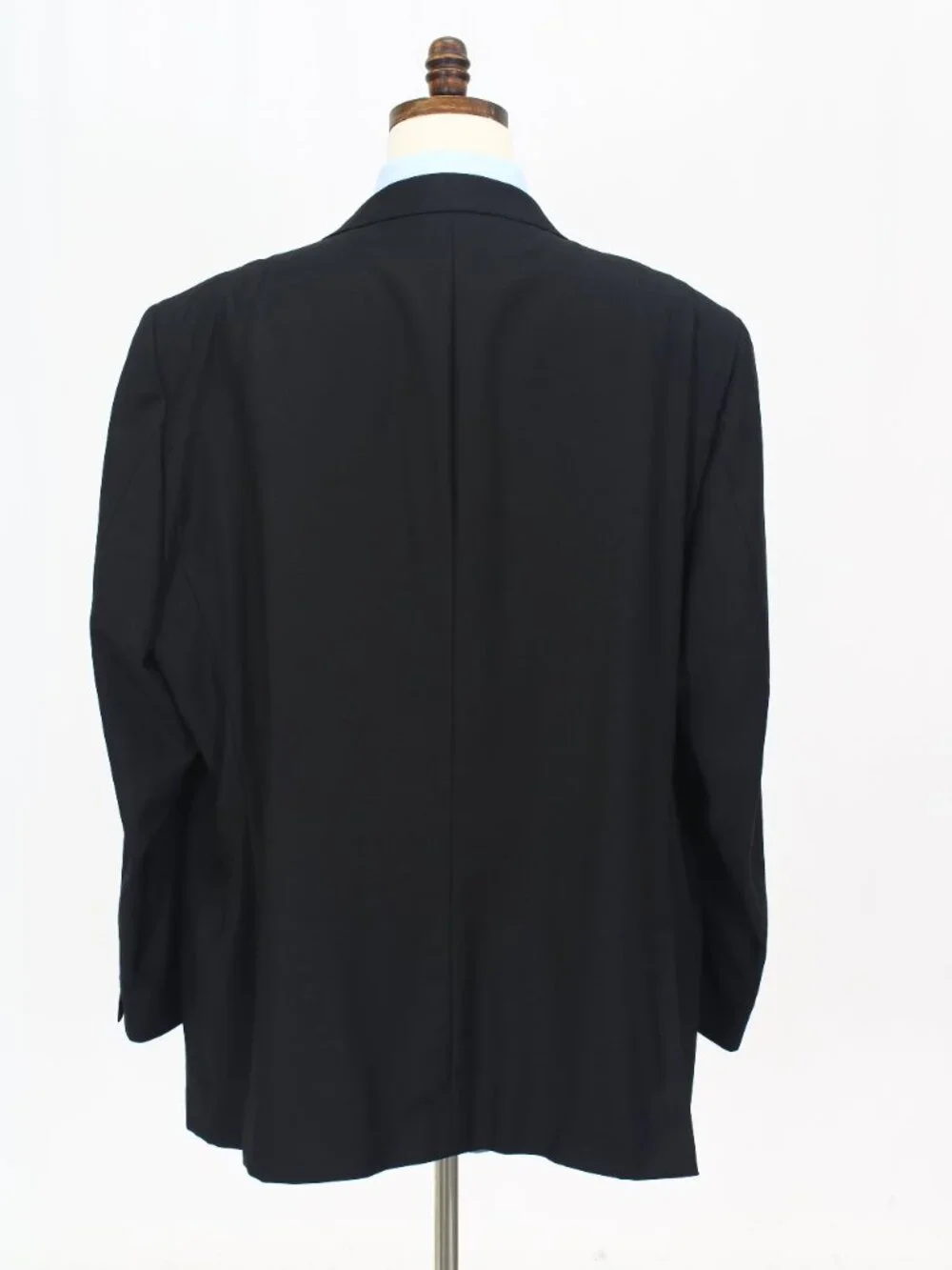 Tiglio Luxe 56L 52x33 Black Full Suit 2-Button Solid R924